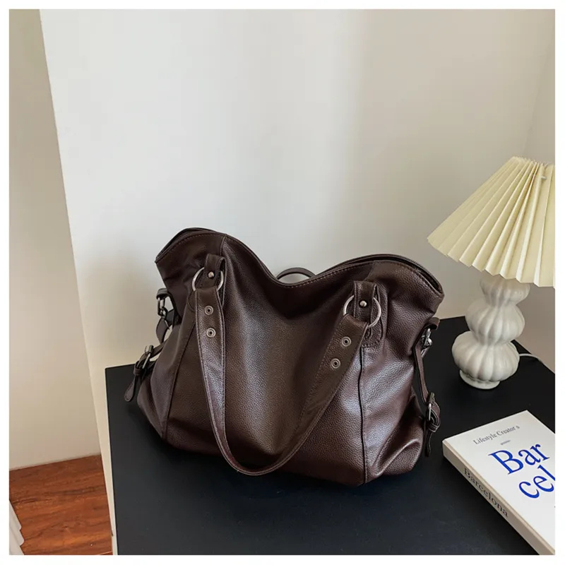 damen-designer-handtasche-schwarz