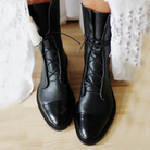 damen-schwarz-stiefel​-flach 