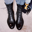 damen-schwarz-stiefel​-flach 