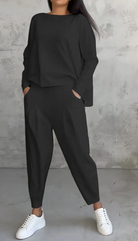 Zweiteiliges Sommer-Outfit für Frauen