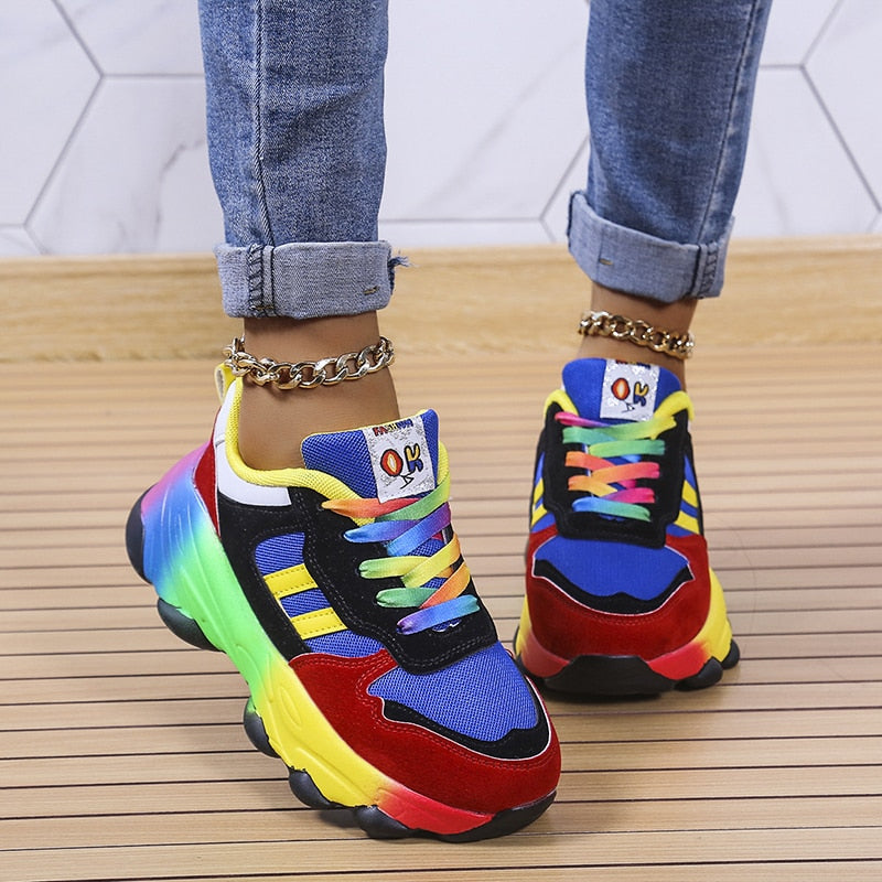 damen-stylisch-sneaker-turnschuhe