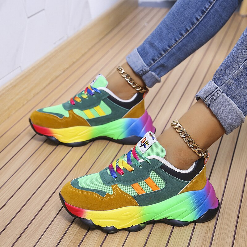 damen-stylisch-sneaker-turnschuhe