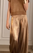 Zweiteiliges Sommeroutfit für Frauen